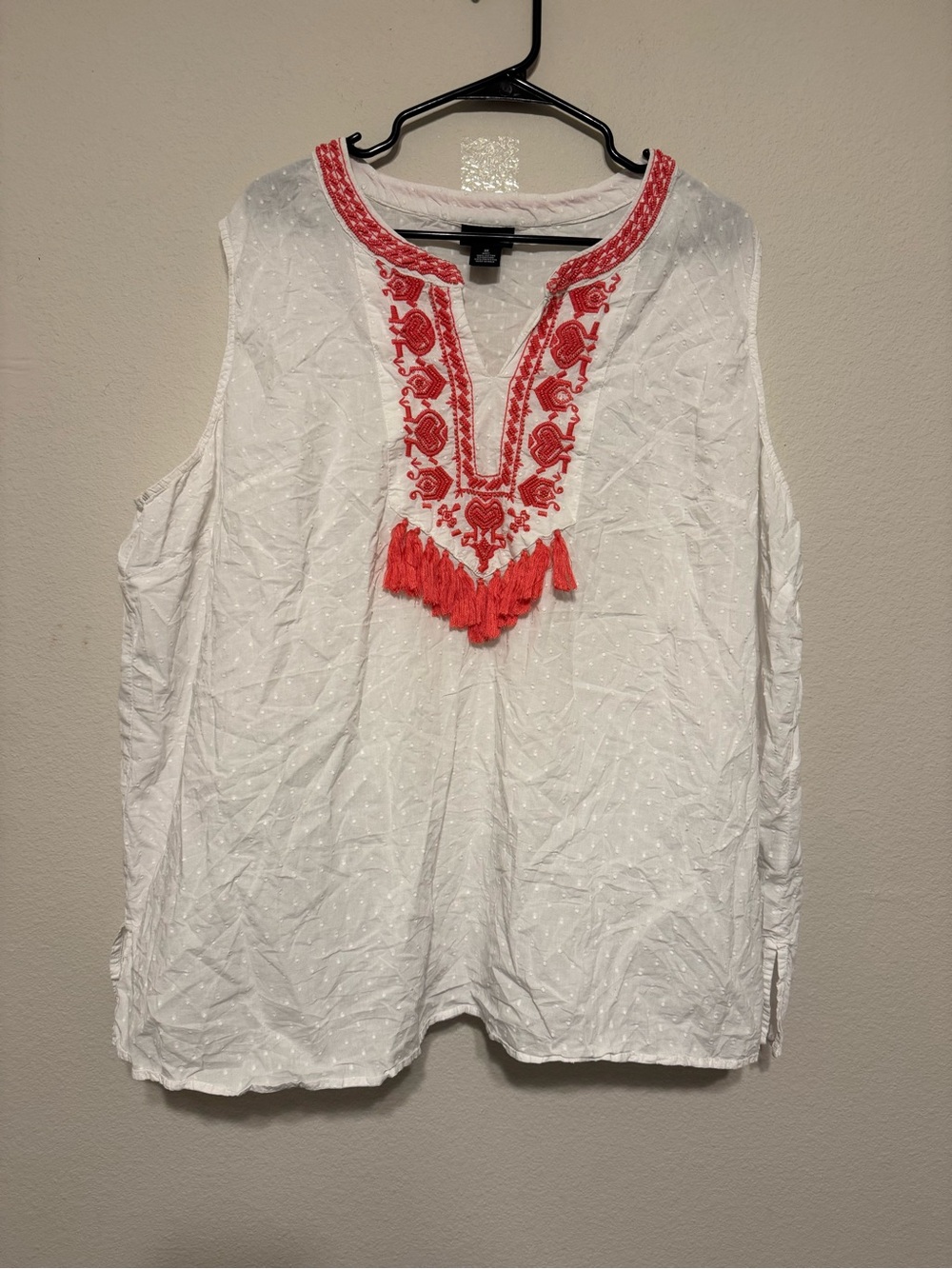 Liz Claiborne White Sleeveless Camisole with Coral Embroidery and Tassels